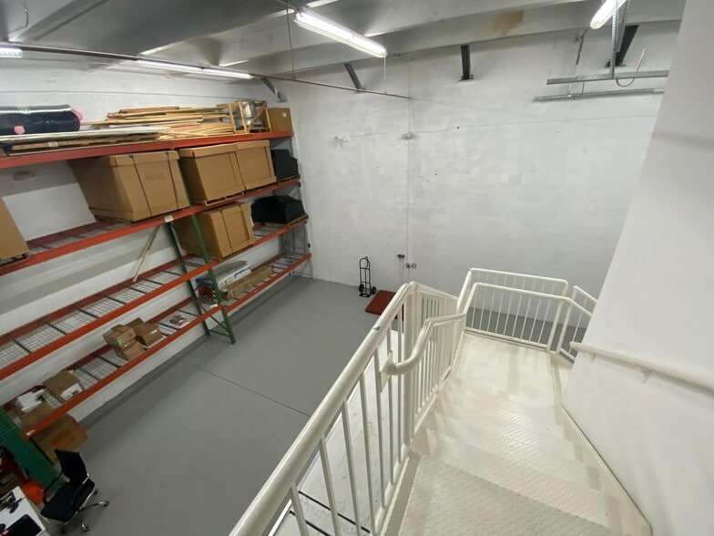 5920-5930 NW 99th Ave, Miami, FL à louer - Photo intérieure – Image 3 sur 5