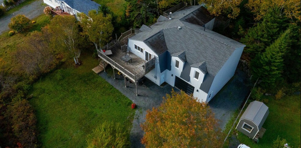 735 Terence Bay Rd, Terence Bay, NS à vendre - Photo principale – Image 1 sur 13