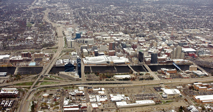 25 Ottawa Ave SW, Grand Rapids, MI - VUE AÉRIENNE  vue de carte - Image1