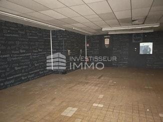 Plus de détails pour Local commercial à louer