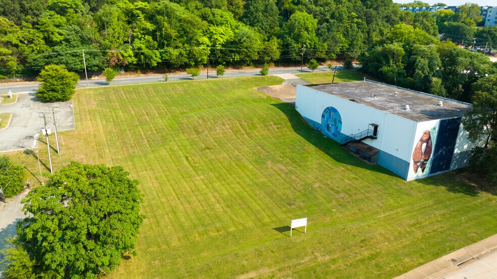 807 Oliver Hill Way, Richmond, VA à vendre - Photo de l’immeuble – Image 3 sur 4