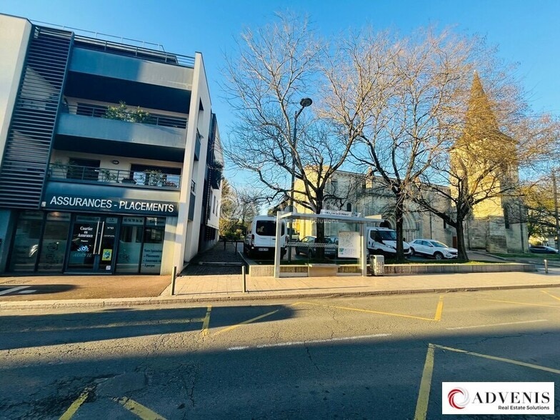 85 Avenue Montesquieu, Saint-Médard-en-Jalles à vendre - Photo de l’immeuble – Image 1 sur 7