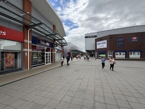 1-12 Pavilion Shopping Centre, Thornaby à louer Photo de l’immeuble– Image 2 sur 4