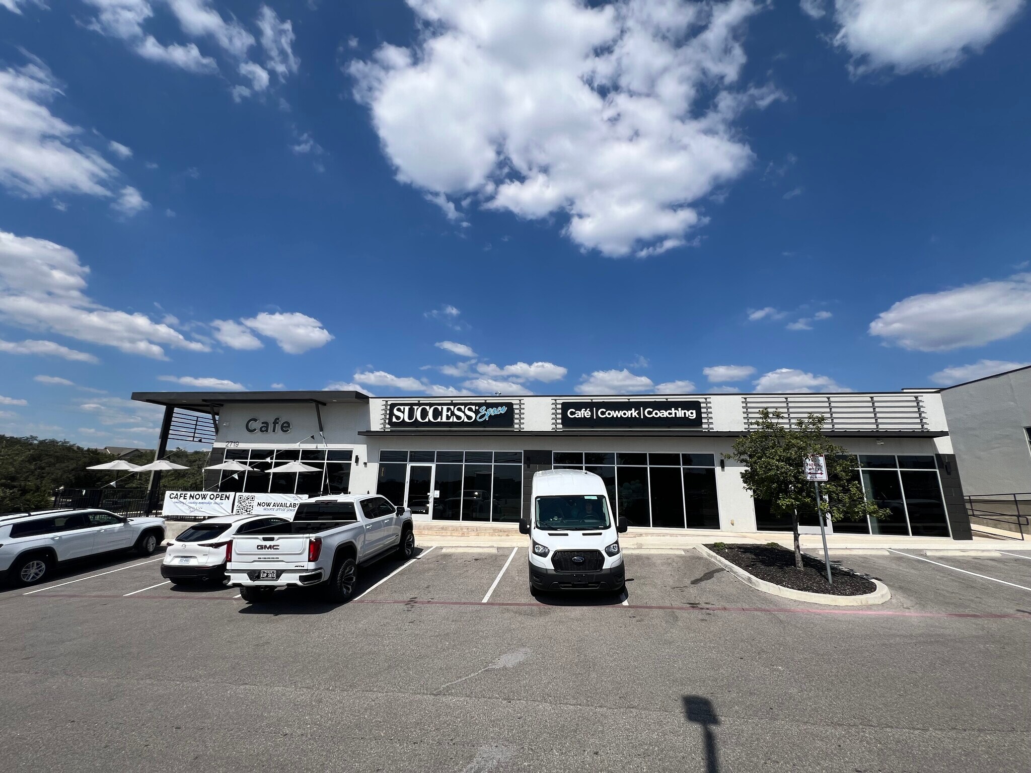 2719 N Loop W 1604, San Antonio, TX à louer Photo de l’immeuble– Image 1 sur 15