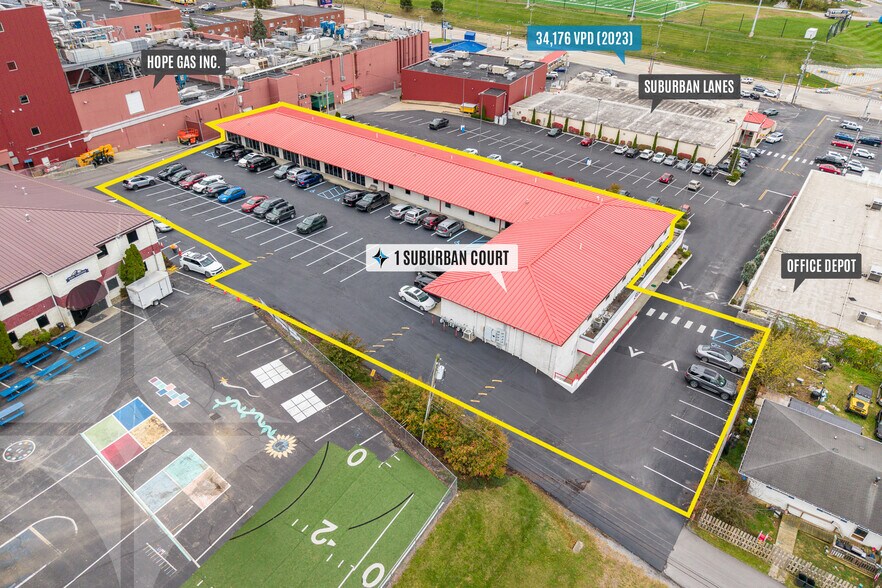 1 Suburban Ct, Morgantown, WV à louer - Photo de l’immeuble – Image 2 sur 15