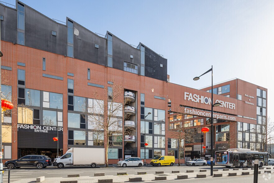 70-88 Avenue Victor Hugo, Aubervilliers à louer - Photo principale – Image 1 sur 5