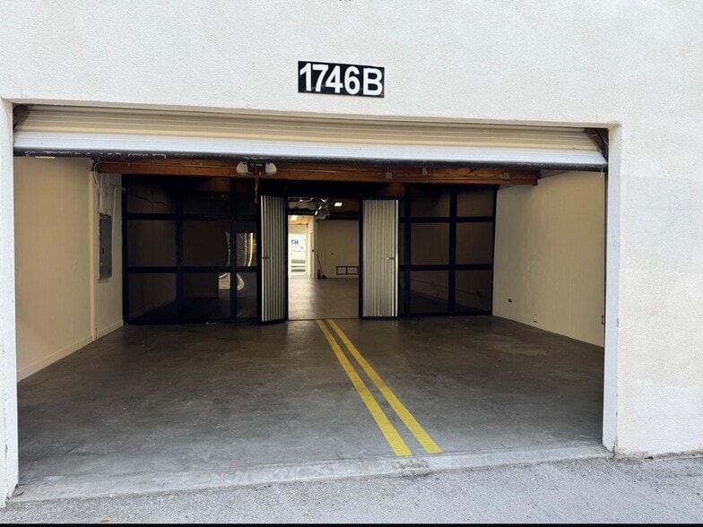 1742-1758 Berkeley St, Santa Monica, CA à louer - Photo principale – Image 1 sur 7