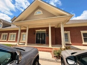 1400 Buford Hwy, Buford, GA à louer Photo de l’immeuble– Image 1 sur 5