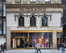 689 Fifth Ave, New York, NY à louer Photo de l’immeuble– Image 2 sur 3