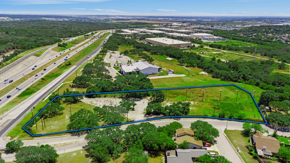 5550 Mountain Vista Dr, San Antonio, TX à vendre - Photo de l’immeuble – Image 2 sur 19