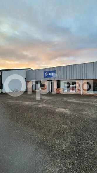 Local d’activités dans Biscarrosse à louer - Photo de l’immeuble – Image 3 sur 8