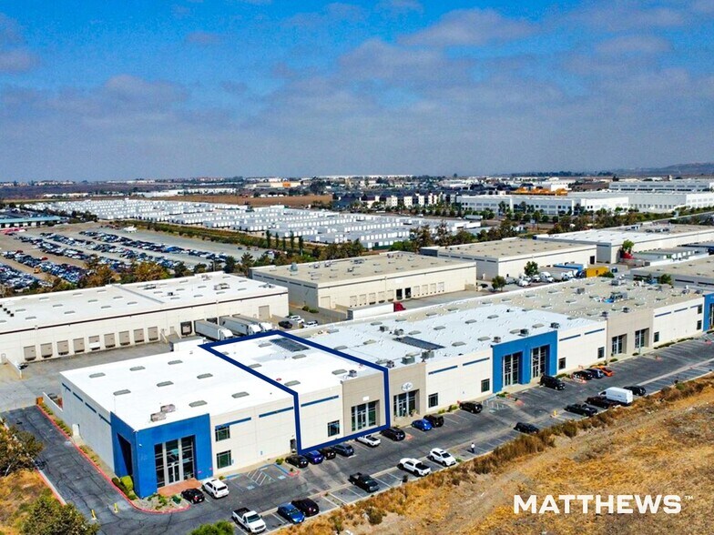 2195 Britannia Blvd, San Diego, CA à louer - Photo de l’immeuble – Image 2 sur 3