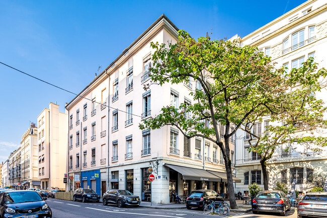 Plus de détails pour 84 Rue Boileau, Lyon - Local commercial à louer