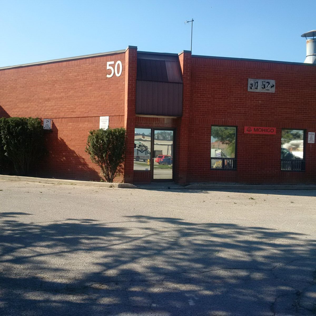 50 Airview Rd, Toronto, ON à louer Photo de l’immeuble– Image 1 sur 3