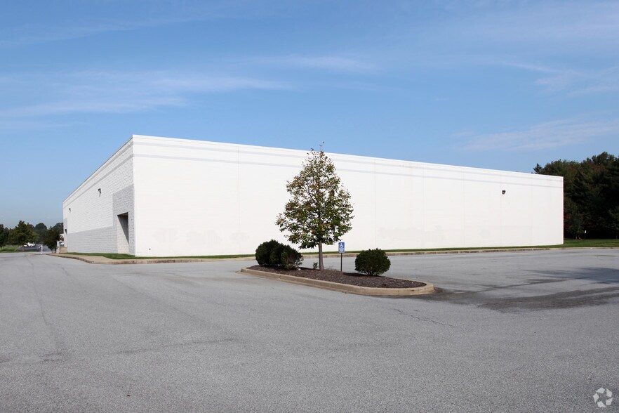 78 Mccullough Dr, New Castle, DE à louer - Photo de l’immeuble – Image 2 sur 6