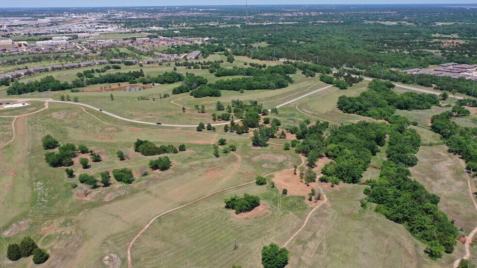 11411 N Kelley Ave, Oklahoma City, OK à vendre - Photo de l’immeuble – Image 2 sur 6