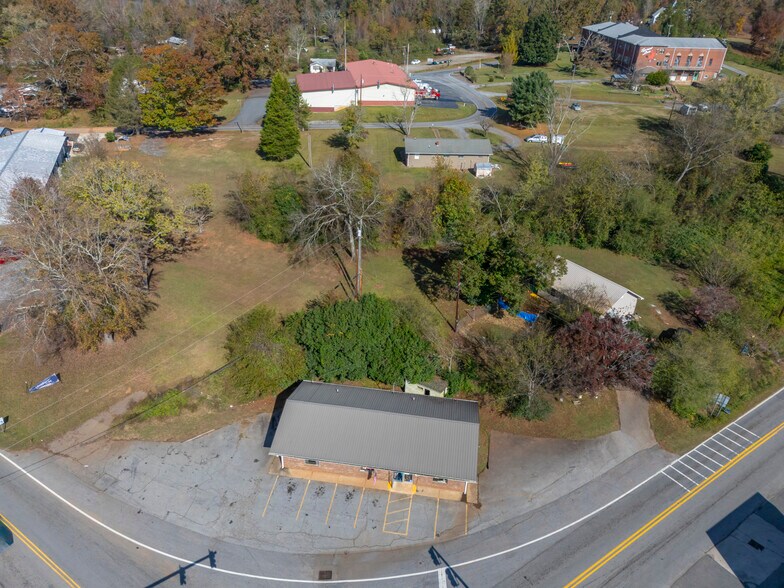 Intersection of NC 9 & 108 hwy, Mill Spring, NC à vendre - Photo de l’immeuble – Image 3 sur 38