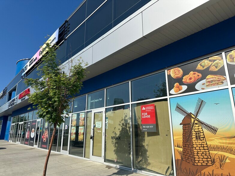 4420 Calgary Trl NW, Edmonton, AB à louer - Photo de l’immeuble – Image 3 sur 7