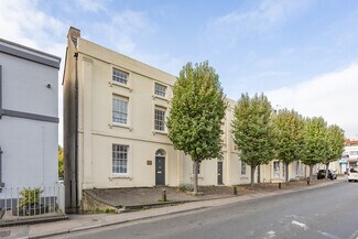 Plus de détails pour 38-43 London Rd, Stroud - Coworking à louer