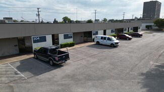 Plus de détails pour 11857 Judd Ct, Dallas, TX - Local d'activités à louer