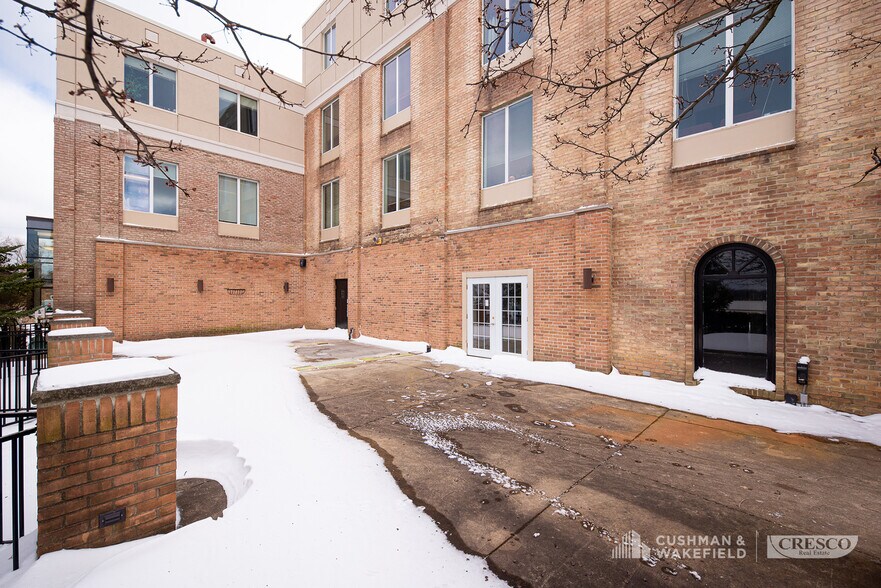 24441-24481 Detroit Rd, Westlake, OH à louer - Photo de l’immeuble – Image 3 sur 6