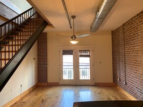 3205 N Davidson St, Charlotte, NC à louer Photo intérieure– Image 1 sur 13