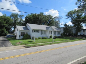 Plus de détails pour 108 Cedar St, Carrollton, GA - Bureau à vendre