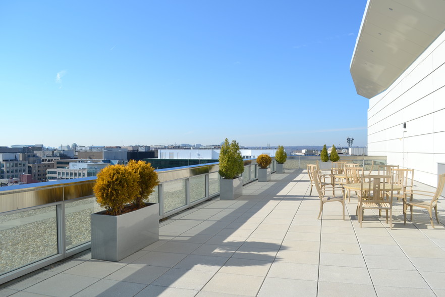 1152 15th St NW, Washington, DC à louer - Photo de l’immeuble – Image 3 sur 17