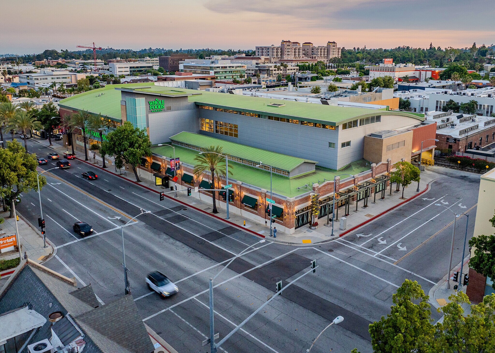 465 S Arroyo Pky, Pasadena, CA à vendre Photo de l’immeuble– Image 1 sur 6