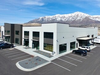 Plus de détails pour 2724 N Rulon White Blvd, Pleasant View, UT - Industriel/Logistique à louer