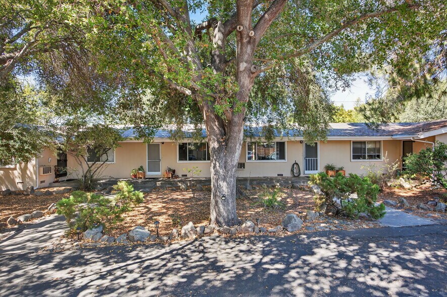 601 Grand Ave, Ojai, CA à vendre - Photo de l’immeuble – Image 3 sur 11