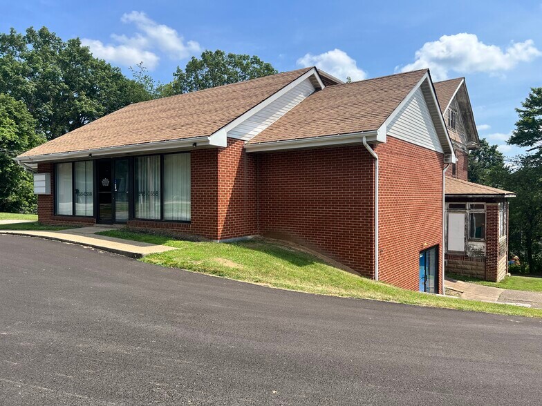 8200 Perry Hwy, Pittsburgh, PA à vendre - Photo de l’immeuble – Image 1 sur 27