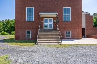 217 E Aiken Rd, Eden, NC à vendre Photo intérieure– Image 1 sur 55