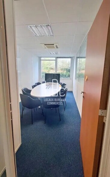 Bureau dans Carquefou à louer - Photo de l’immeuble – Image 3 sur 9