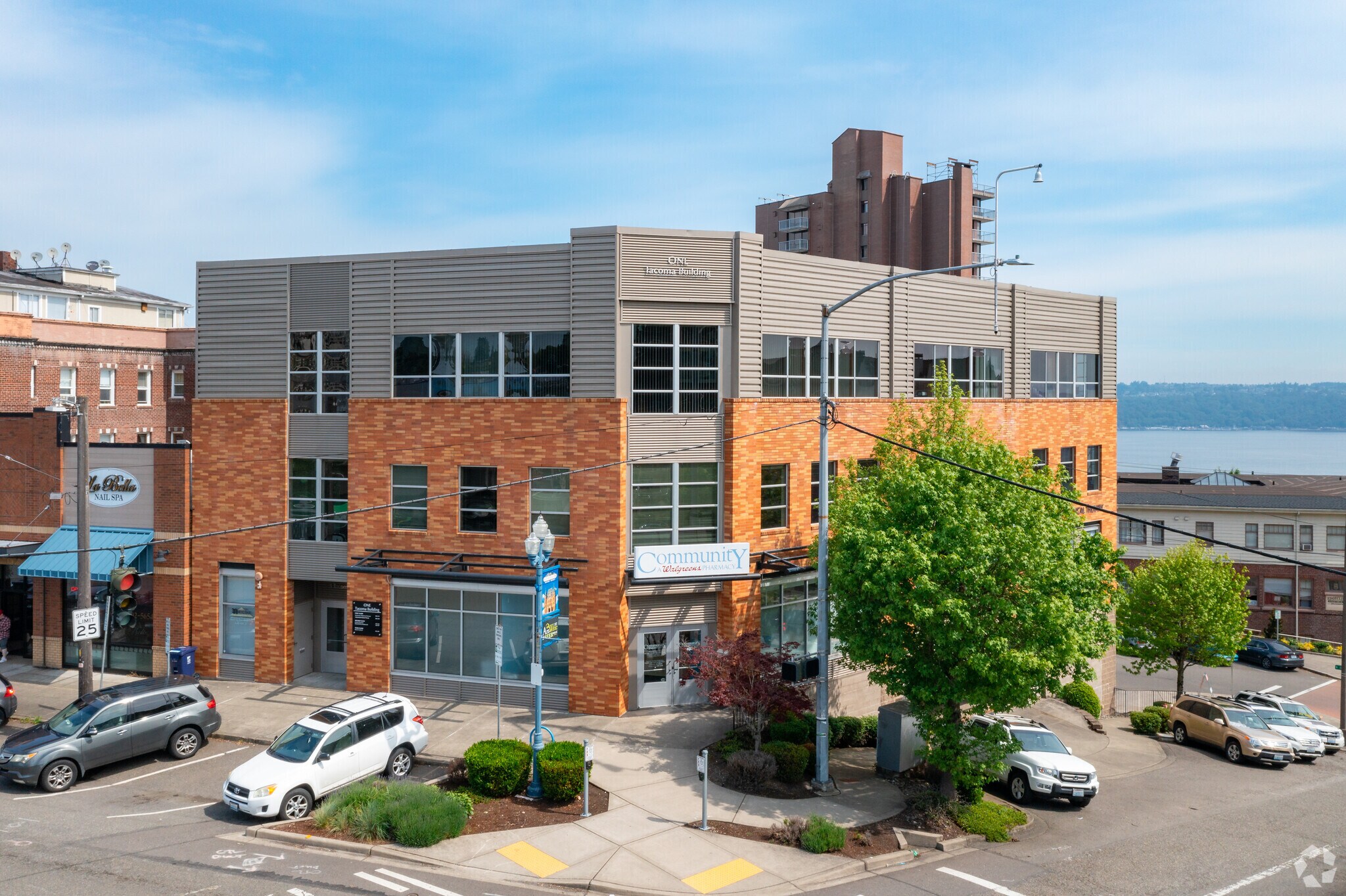 1 N Tacoma Ave, Tacoma, WA à louer Photo principale– Image 1 sur 7