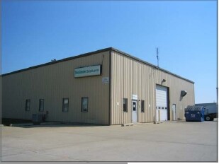 1630 Commerce Pky, Bloomington, IL à vendre - Photo principale – Image 1 sur 19