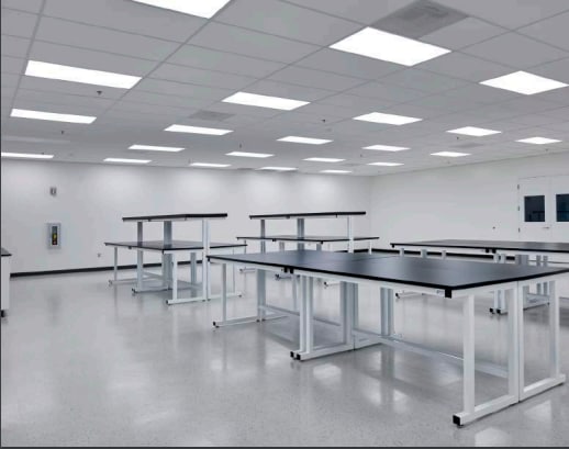 30680 Huntwood Ave, Hayward, CA à louer Photo intérieure– Image 1 sur 2