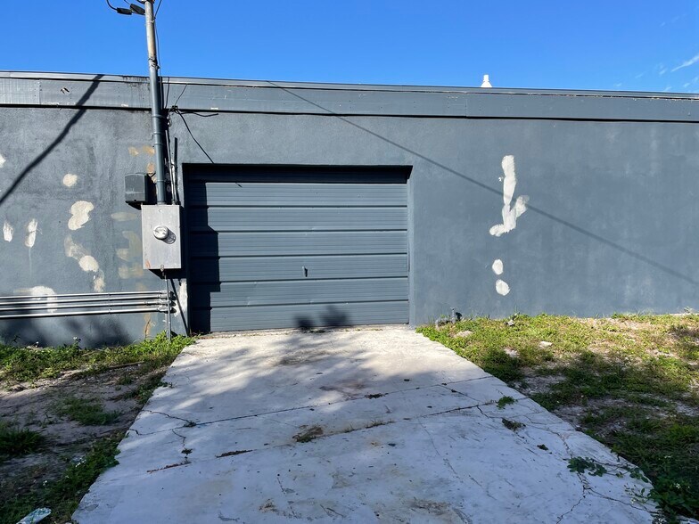 1940 7th Ave S, Saint Petersburg, FL à louer - Photo de l’immeuble – Image 3 sur 38