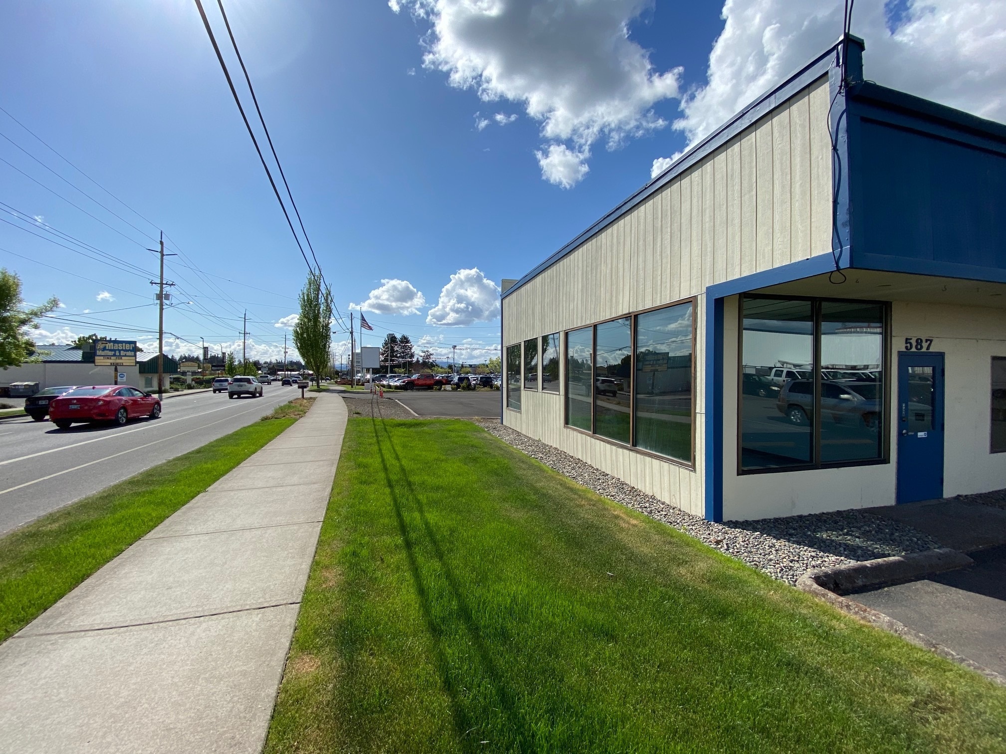 587 SW Baseline St, Hillsboro, OR à louer Photo intérieure– Image 1 sur 7