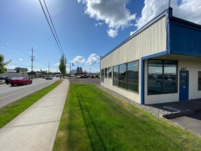 587 SW Baseline St, Hillsboro, OR à louer Photo intérieure– Image 1 sur 7
