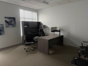 1270 N Loop 1604 E, San Antonio, TX à louer Photo intérieure– Image 2 sur 5