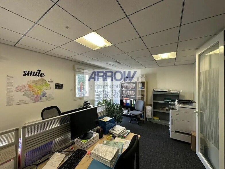 Bureau dans Saint-Herblain à louer - Photo de l’immeuble – Image 2 sur 8