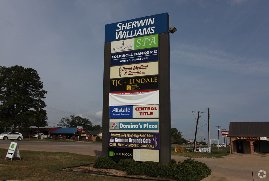 2808 S Main St, Lindale, TX à vendre - Photo de l’immeuble – Image 3 sur 4