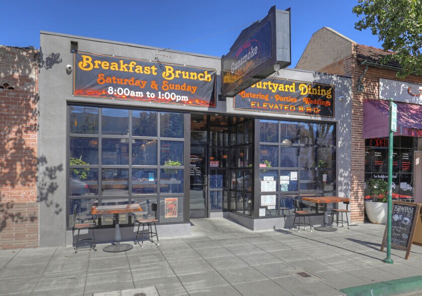 817 E Main St, Santa Paula, CA à vendre - Photo de l’immeuble – Image 2 sur 22