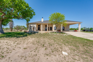 10023 FM 1303, Floresville, TX à vendre Photo principale– Image 1 sur 14