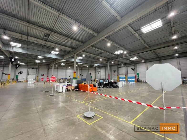 Industriel/Logistique dans Bonneuil-sur-Marne à louer - Photo de l’immeuble – Image 3 sur 7