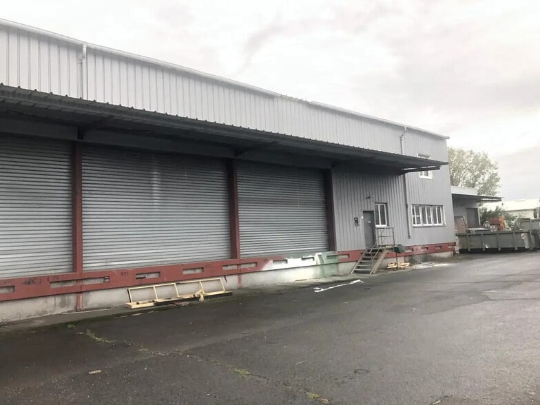 Bureau dans Bègles à louer - Photo de l’immeuble – Image 2 sur 6