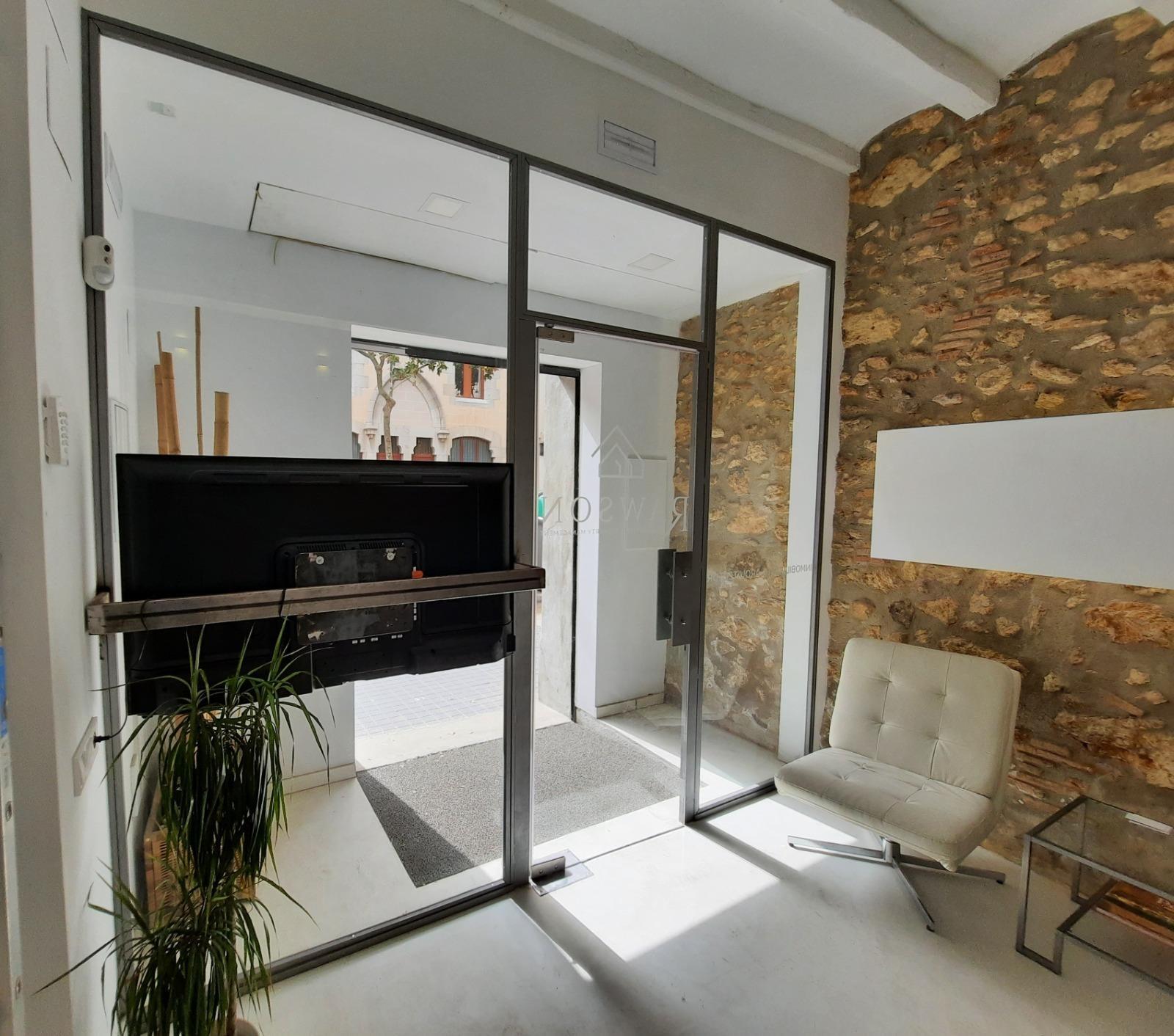 Local commercial dans Vilanova i la Geltrú, Barcelona à louer Photo intérieure– Image 1 sur 2