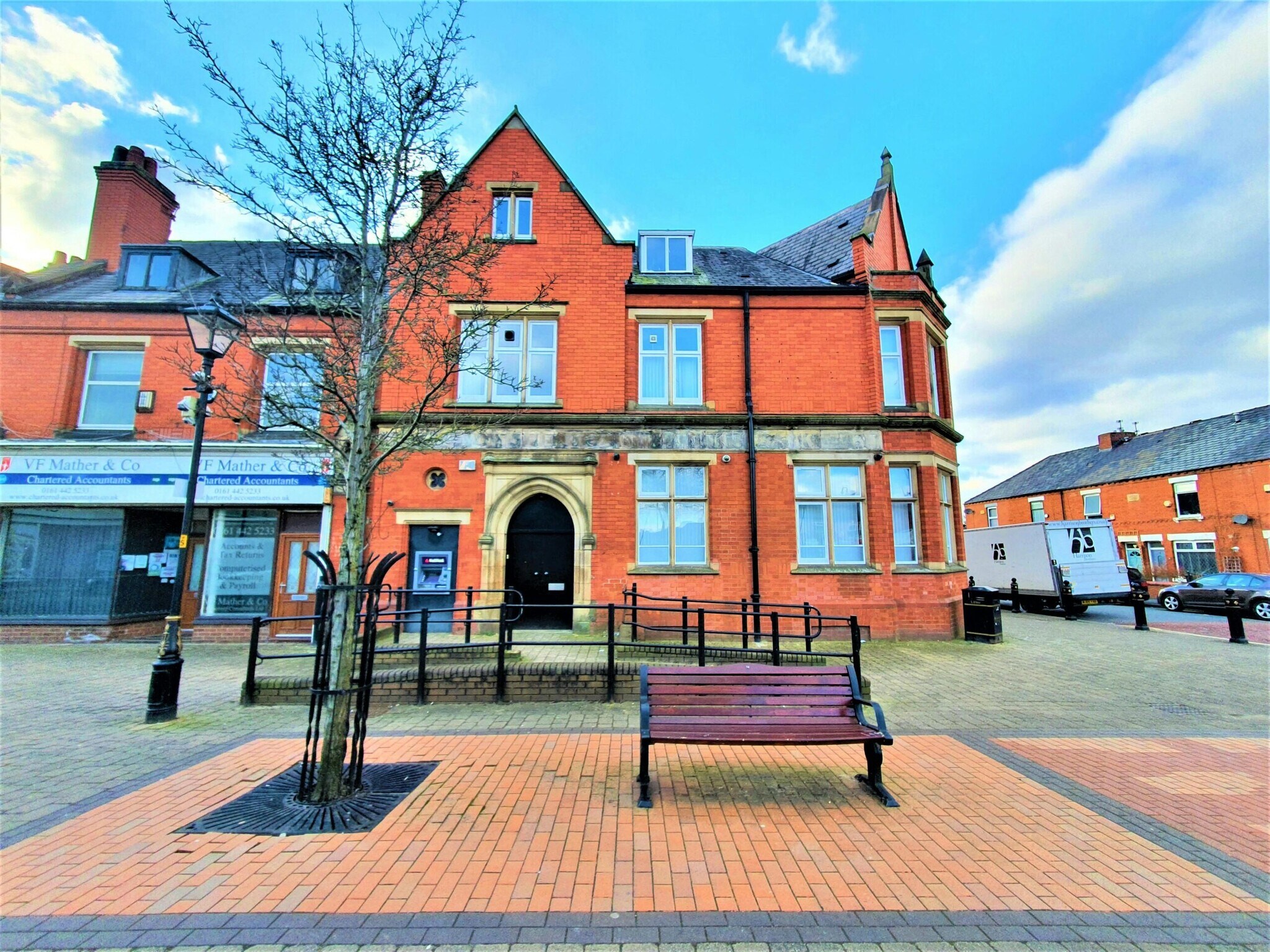 2 Houldsworth Sq, Stockport à louer Photo principale– Image 1 sur 2