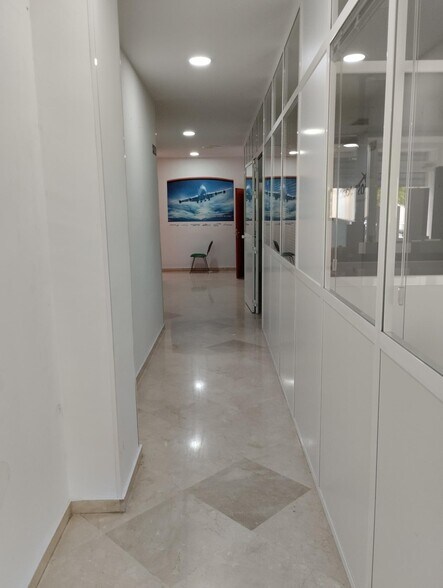 Local commercial dans Córdoba, Córdoba à vendre - Photo intérieure – Image 3 sur 20